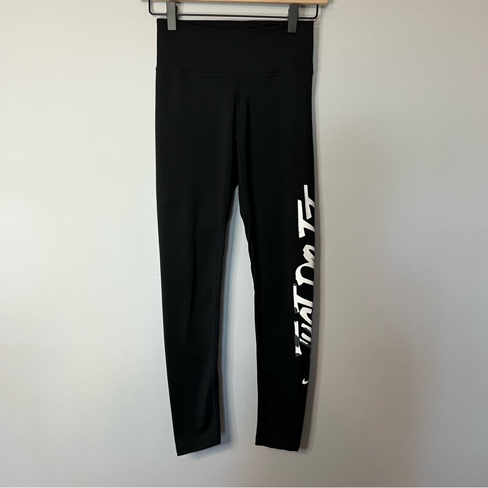Women’s Nike full length black Just Do It athletic leggings size XS